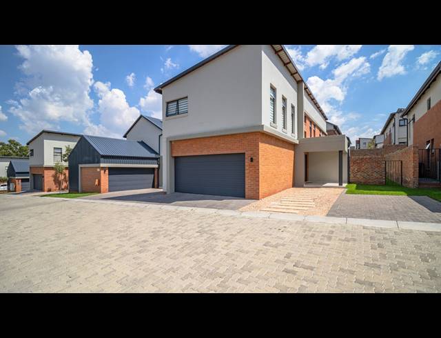 4 BEDROOM HOUSE FOR SALE IN CARLSWALD
